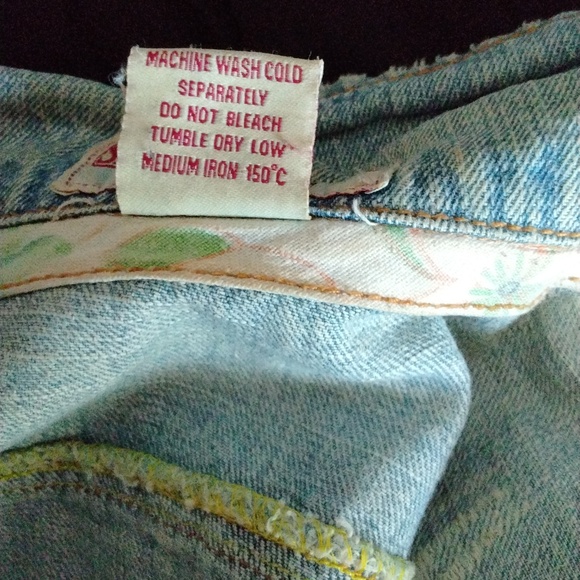 Seal Company (Wetseal denim) distressed Jean jacket - Picture 4 of 4